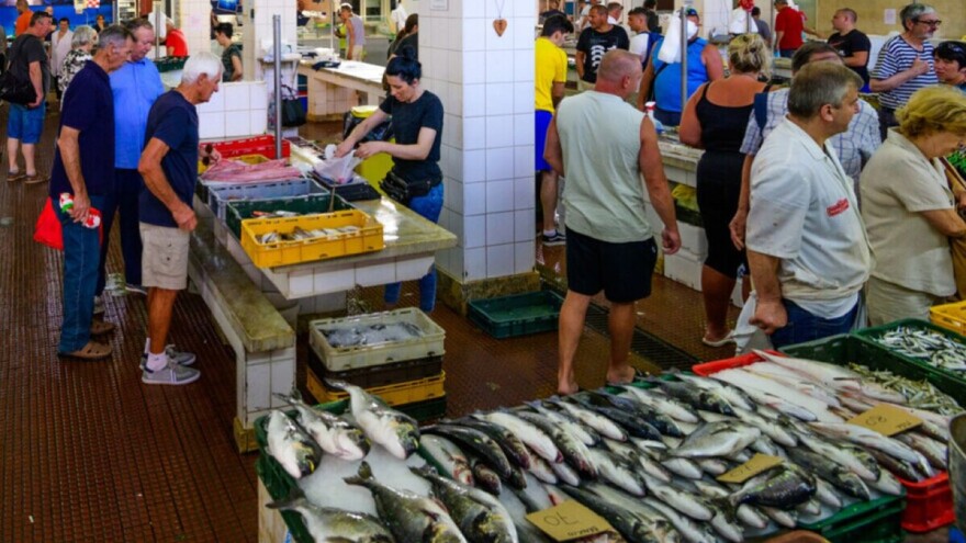 Prodaja ribe u trgovinama biće kontrolisana, cene se neće menjati