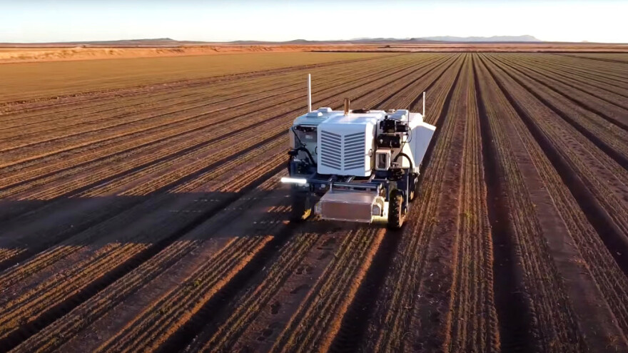 Robot laserom uništi 100.000 korova za jedan sat - obradi do osam hektara u danu