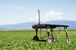 Robot za uništavanje korova smanjuje upotrebu herbicida za 20 puta