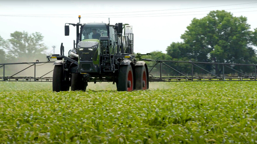 Fendt Rogator 900 stroj za velika gospodarstva osvojio Davidsonovu nagradu 2022.