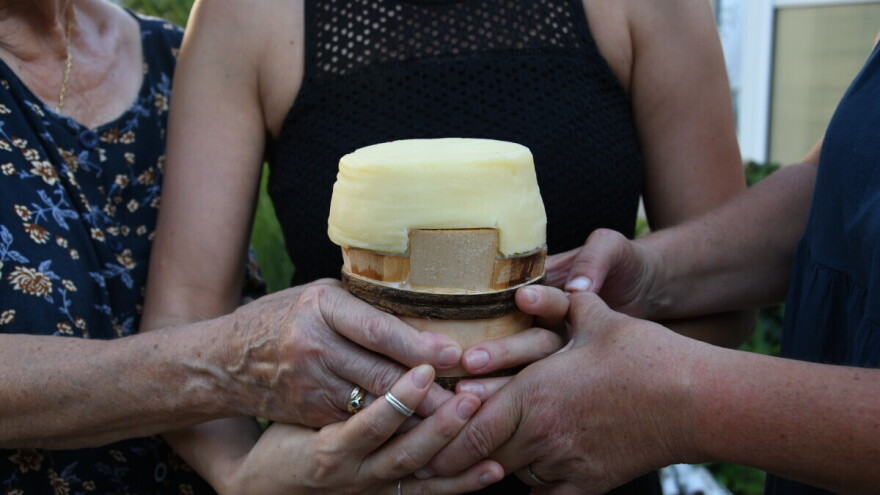 Sir u kačici: Recept znale snaje, ali ne i ćerke