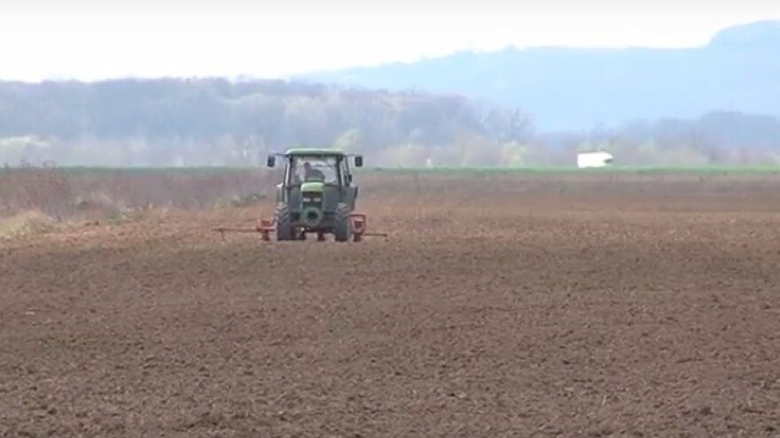 Zemlja je gladna sredstava!