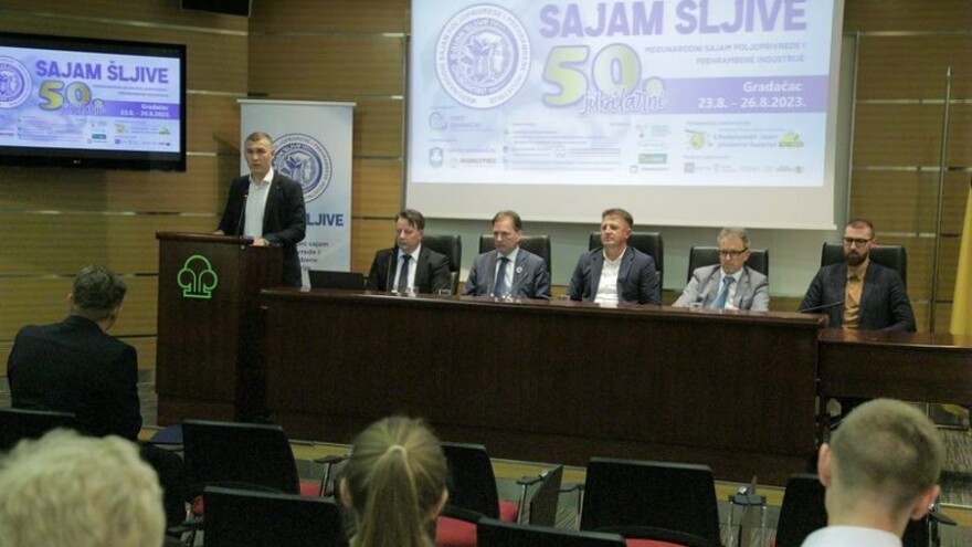 Odložen kulturno-zabavni program 50. Sajma šljive u Gradačcu