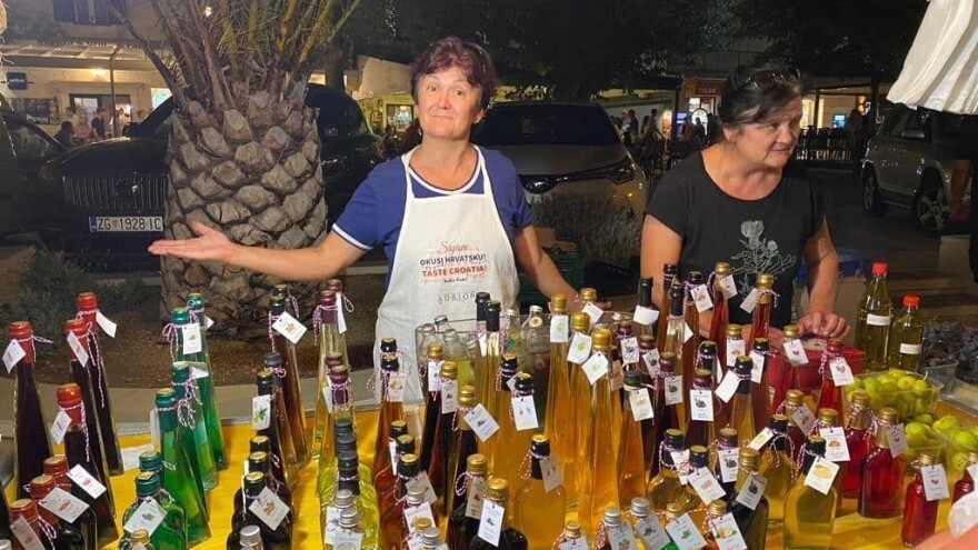 Gastro sajam u Baškoj Vodi okupio je brojne izlagače, a još više strane goste