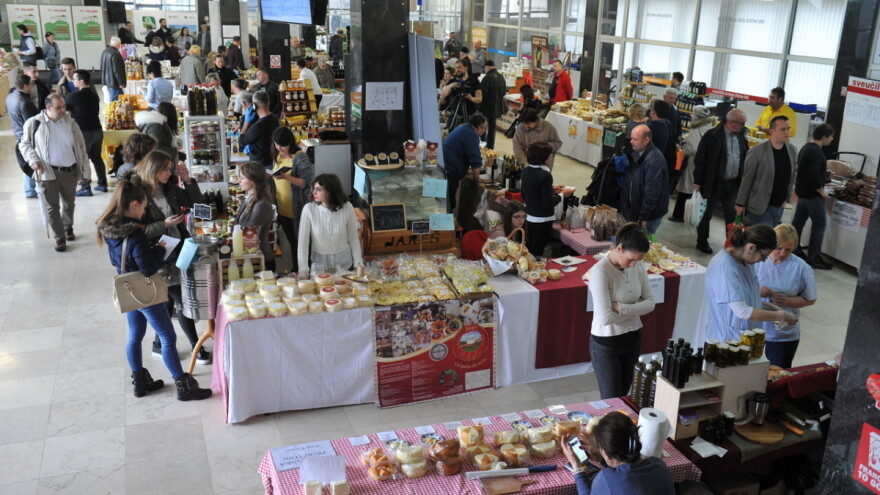18. sajam Proizvodi hrvatskog sela uz topljenje masti i pravljenje čvaraka