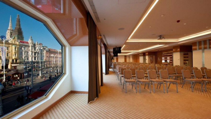 Salon pjenušavih vina za ciljanu vinsku publiku