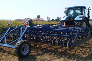 Masivan Satex Germinator detaljno priprema tlo