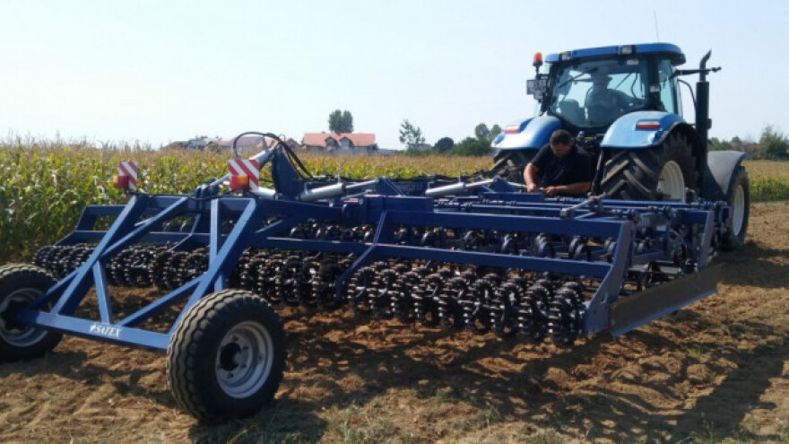 Masivan Satex Germinator detaljno priprema zemljište