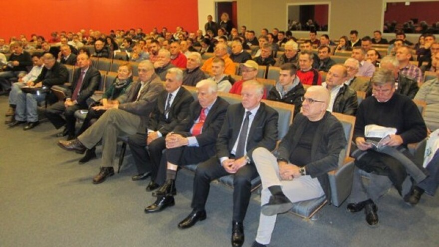 Povrtari ugroženi sa svih strana