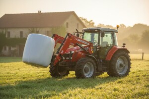 Savršen svestrani traktor -  MF5600!