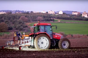 Hemijski div ulaže u novu tehnologiju za smanjenje pesticida