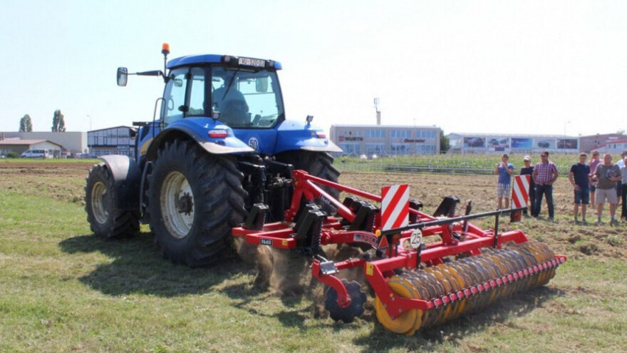 Gruber ILGI Apollo podnosi veliki teret i dubine