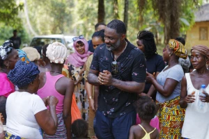 Glumac Idris Elba: Hrane će nestati ako se farmerima zabrani rad