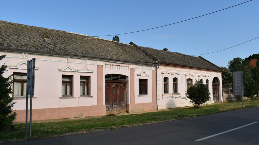 Najviše porodica se skućilo u Tovariševu: Odobreni zahtevi za kupovinu seoskih kuća sa okućnicom