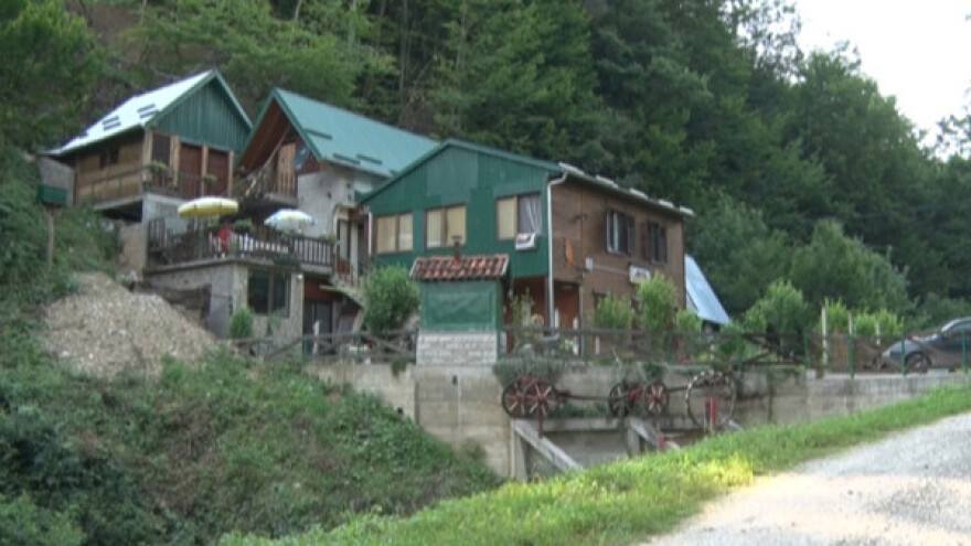 Plasman domaće hrane kroz seoski turizam