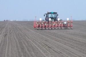 Raspisan poziv za besplatno korištenja zemljišta u poljoprivredi