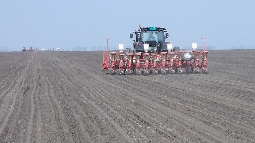 Raspisan poziv za besplatno korištenja zemljišta u poljoprivredi
