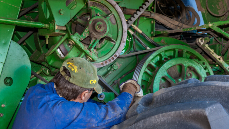John Deere regrutuje bivše vojne inženjere: "Tenk ili kombajn - hitnost je ista"