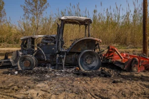 Domaćinu iz Tešnja traktor digli u zrak: Eksploziv aktivirali u "gluho doba"