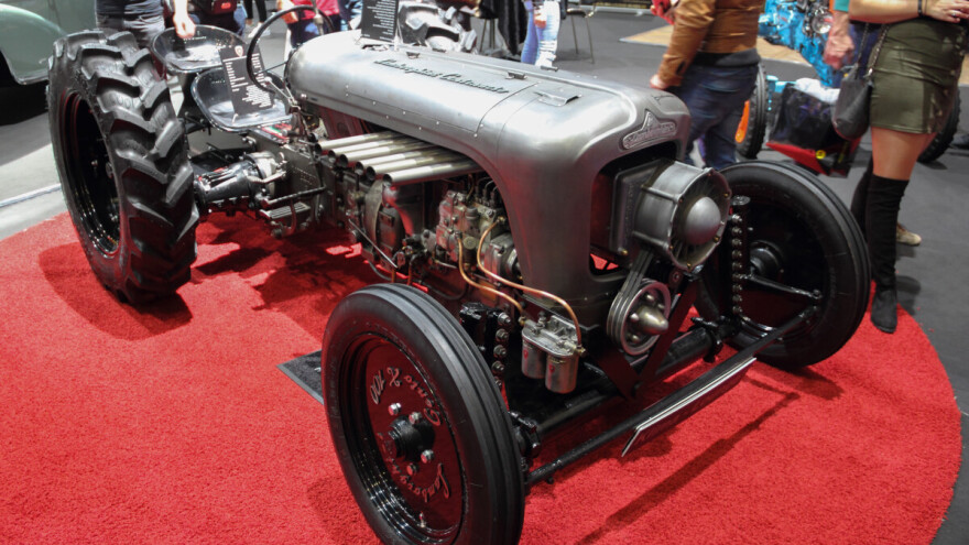 Luksuzni Lamborghini traktor košta gotovo pola milijuna eura, no prije je za muzej nego za polje