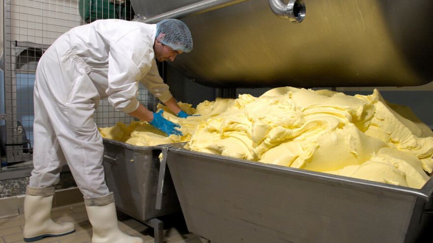 Vrtoglavo poskupljenje maslaca u zapadnoj Europi, raste i otkupna cijena sirovog mlijeka