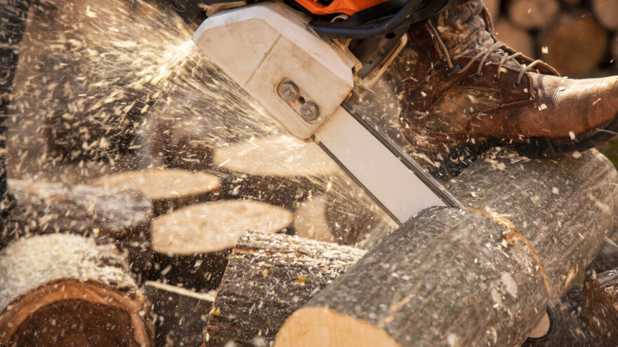 Kako se pripremiti i izbeći greške kod rukovanja motornom testerom?