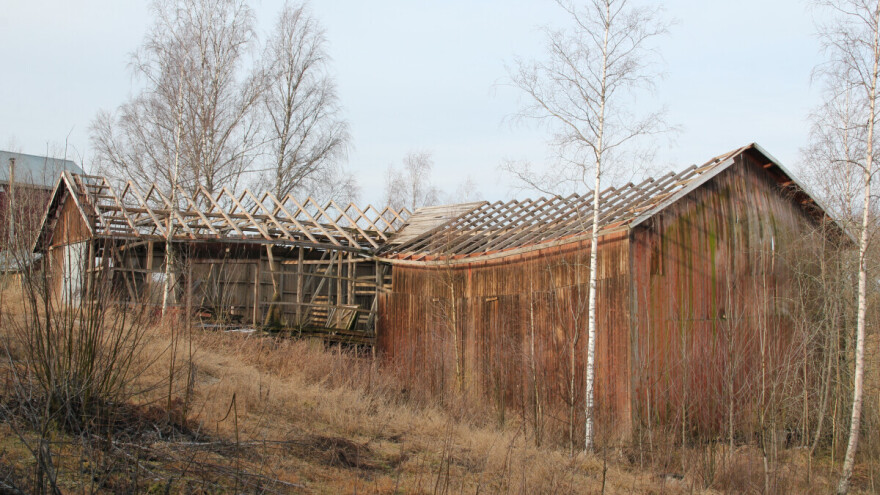 Usred dana ukrali kompletan krov sa štale
