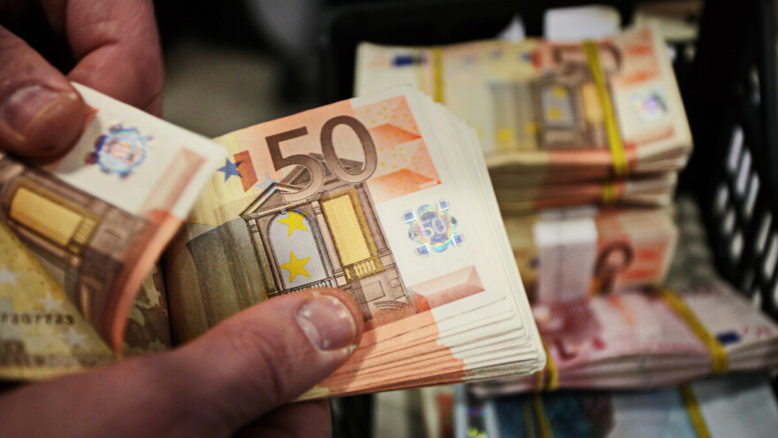 Skandal u Slovačkoj: EU fondovi trošeni na lažne pansione i luksuzne vile