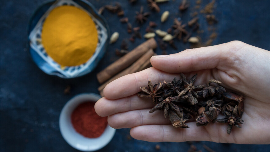 Žvakanje klinčića smanjuje probavne tegobe i snižava "loš" kolesterol?