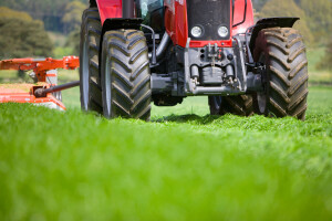Naručio traktor iz Francuske, prevarant mu ukrao 1.400 eura
