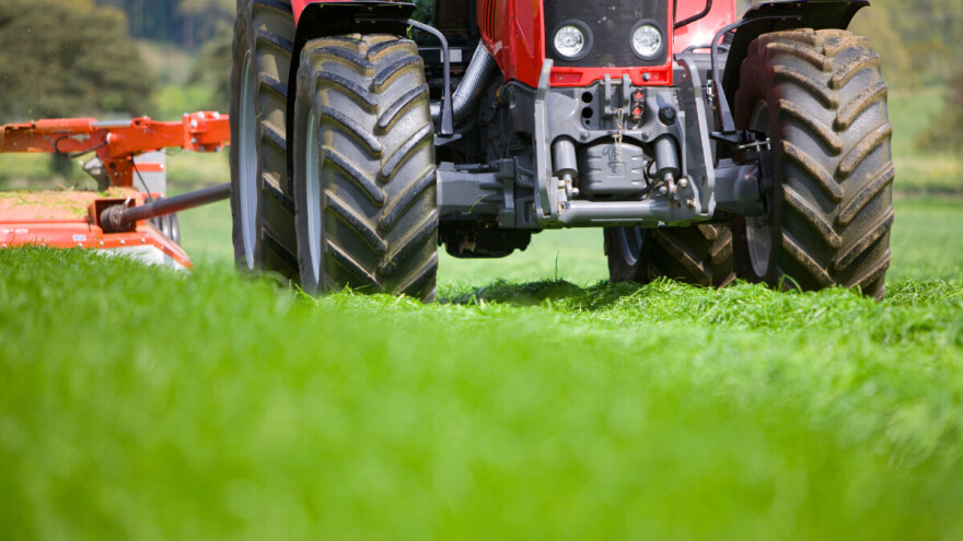 Naručio traktor iz Francuske, prevarant mu ukrao 1.400 eura