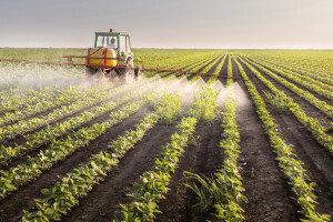 Prodaja pesticida u EU pala za dodatnih 9 posto u 2023.
