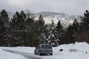 Sneg na Goliji, Zlatiboru, Fruškoj gori: Napadalo i do 20 cm, oprezno na putevima