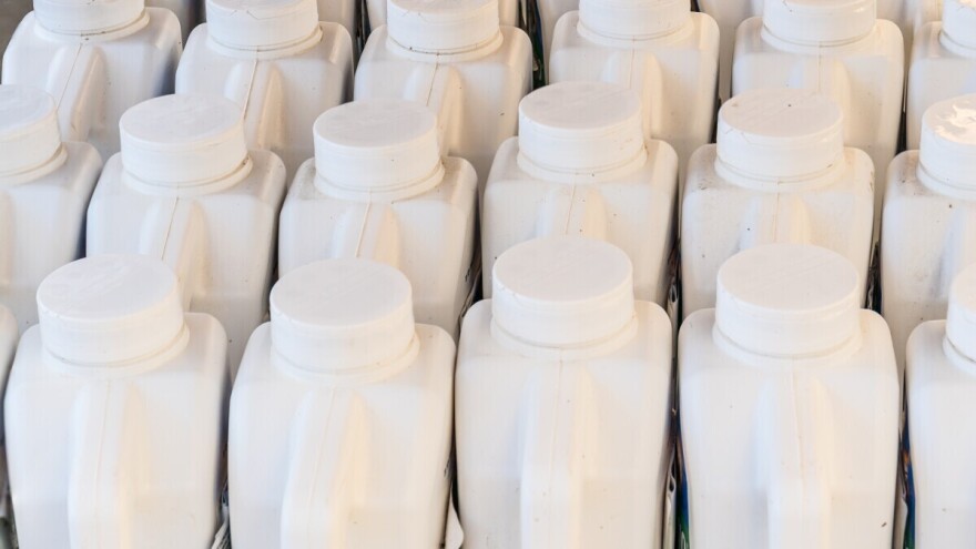 Policija pronašla 19.000 pakiranja pesticida namijenjenih nelegalnom tržištu