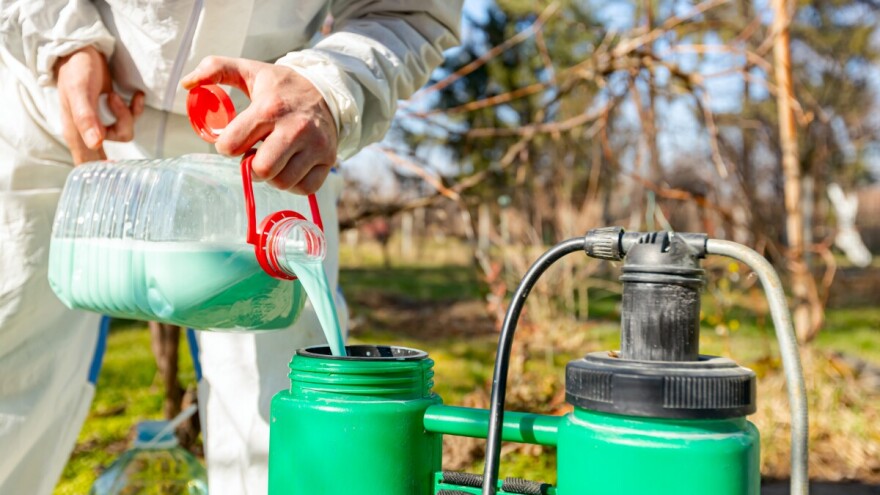 Kupovina pesticida ubuduće samo uz sertifikat. Evo svih detalja