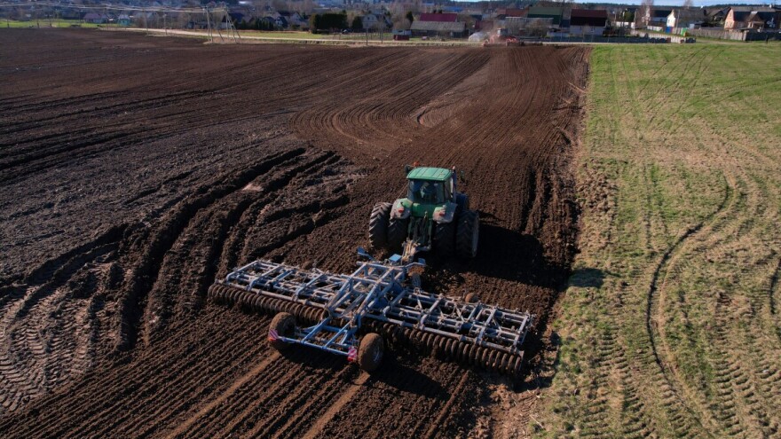 Od početka 21. stoljeća globalna poljoprivreda izgubila je i površinu i radnu snagu