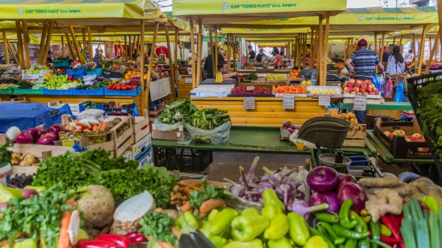 Zbog pojave leptospiroze, inspektori "češljali" prodavače voća i povrća