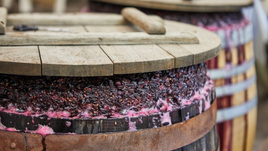 Sišao u podrum provjeriti mošt: 71-godišnjak preminuo od trovanja ugljičnim monoksidom