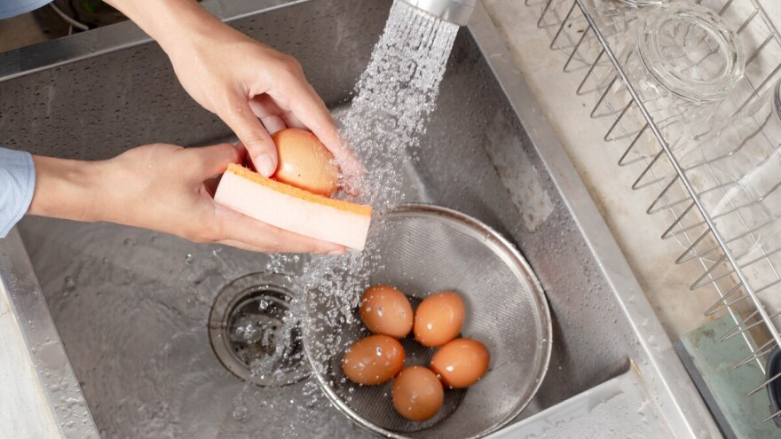 Jesu li oprana jaja opasna za konzumaciju?