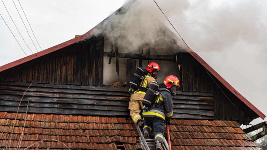 Zbog kvara na električnom romobilu izgorio štagalj u Ždali