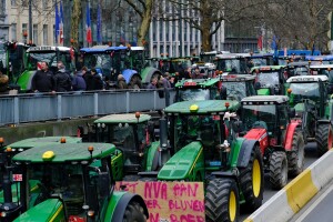 Hrvatski poljoprivrednici priključuju se europskim kolegama na prosvjedu u Bruxellesu