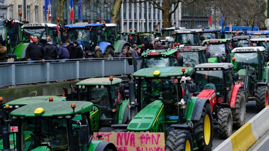 Hrvatski poljoprivrednici priključuju se europskim kolegama na prosvjedu u Bruxellesu