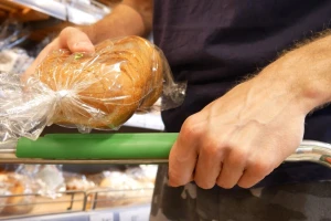 Kupujete rezani kruh u plastičnim vrećicama? Evo zašto biste trebali dvaput razmisliti