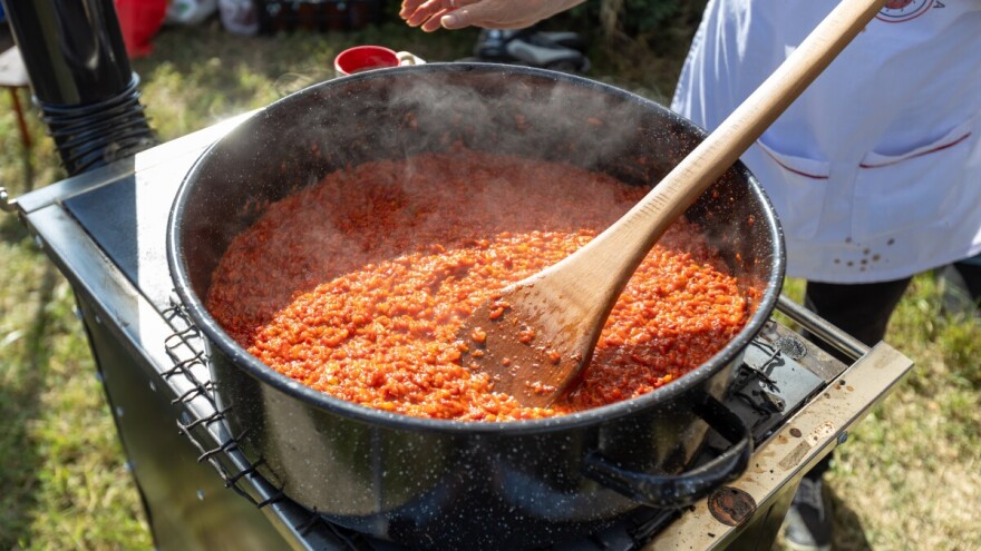 Da rujan zamiriši na ajvar: Evo jednostavan recept za ovu jesensku deliciju
