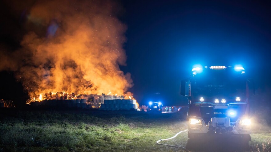 Palio travu, zapalio komšiji imanje, štalu, sijeno i - kravu