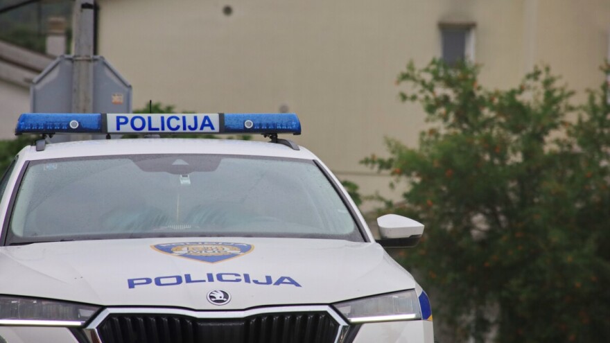 Zbog niza prekršaja traktorist (33) kažnjen s 3.390 eura, ostao i bez vozačke