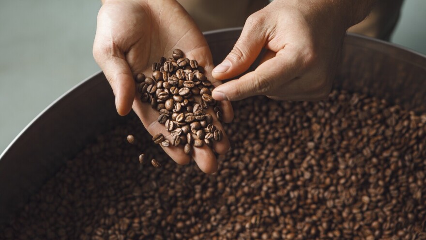 Otkrivene nepravilnosti: Dodavali surogat, pa prodavali kao čistu kafu