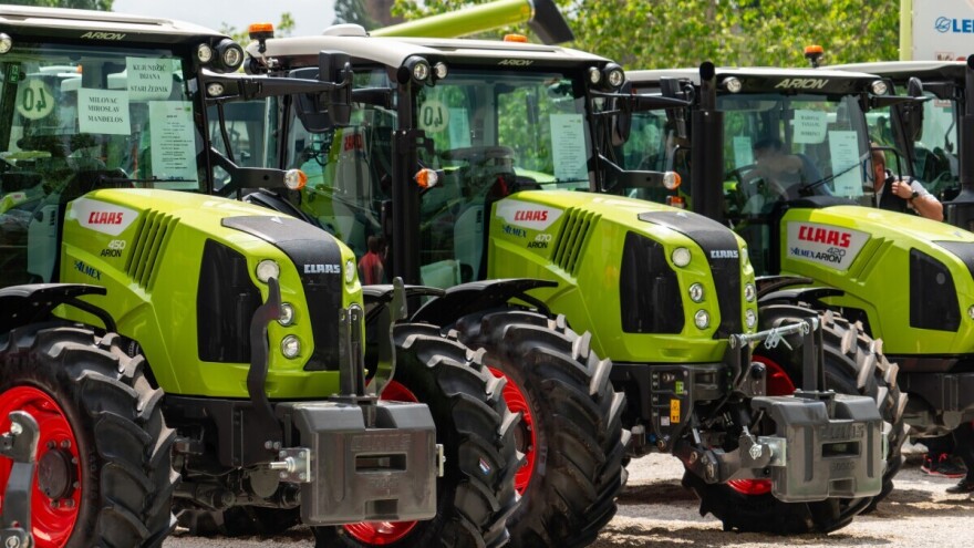 Serijski lopovi CLAAS traktora? Provalili u poslovne prostorije, šteta veća od 230.000 evra