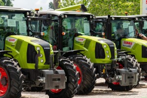 Serijski lopovi CLAAS traktora? Provalili u poslovne prostore, šteta veća od 230.000 eura