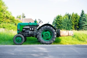 Austrijski izumitelj od starog traktora Steyr napravio električno vozilo
